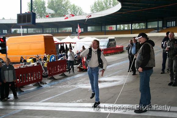 bg028.jpg